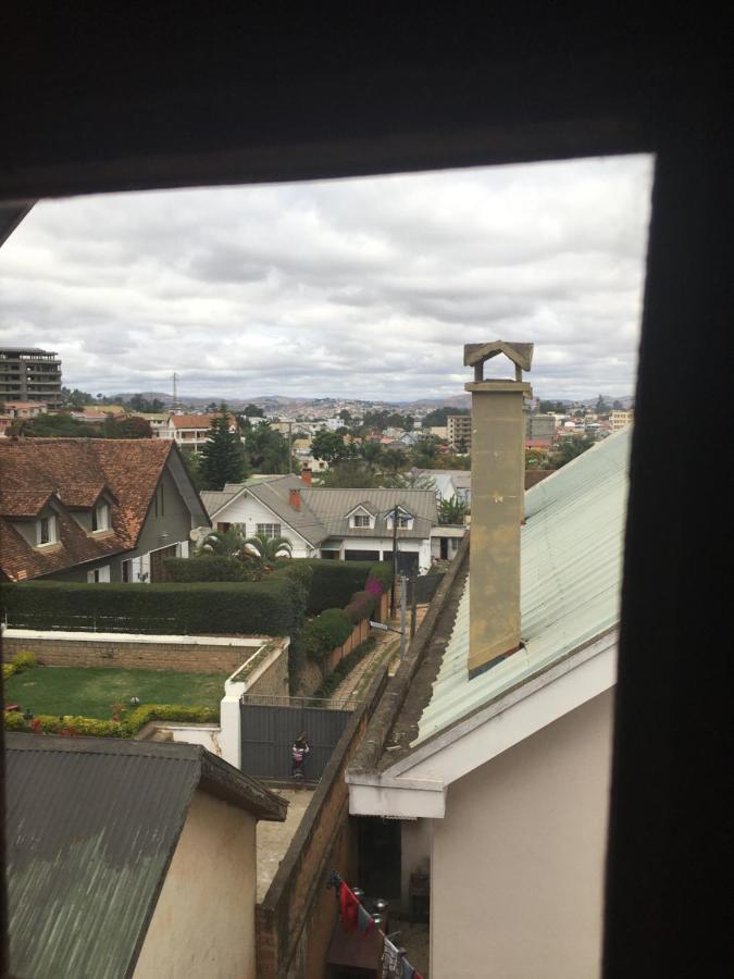 Le Fumoir Guest House Chambre Double Antananarywa Zewnętrze zdjęcie